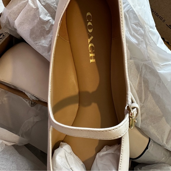 Coach Women's White and Black Mary Jane Flats - Picture 4 of 9